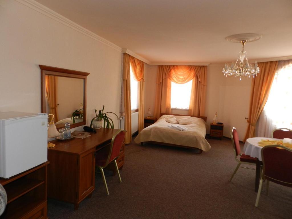 Hotel Restauracja Twist Krosno Room photo