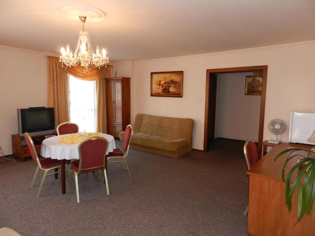 Hotel Restauracja Twist Krosno Room photo